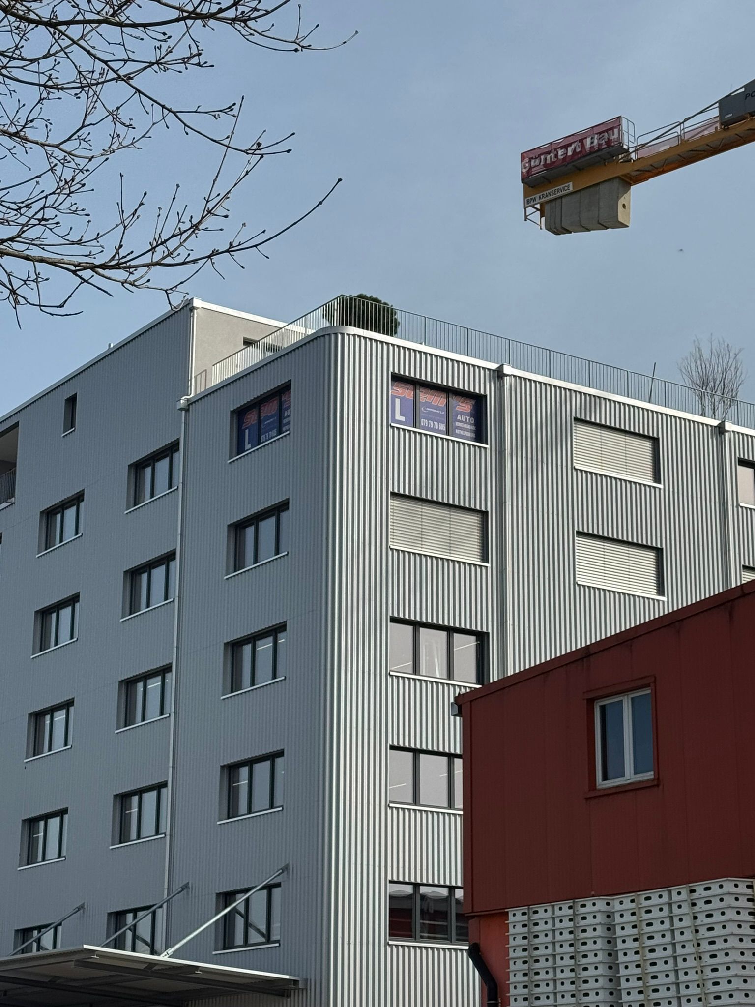 Sem's Fahrschule — unser Gebäude mit dem Sem's-Logo in Rheinfelden